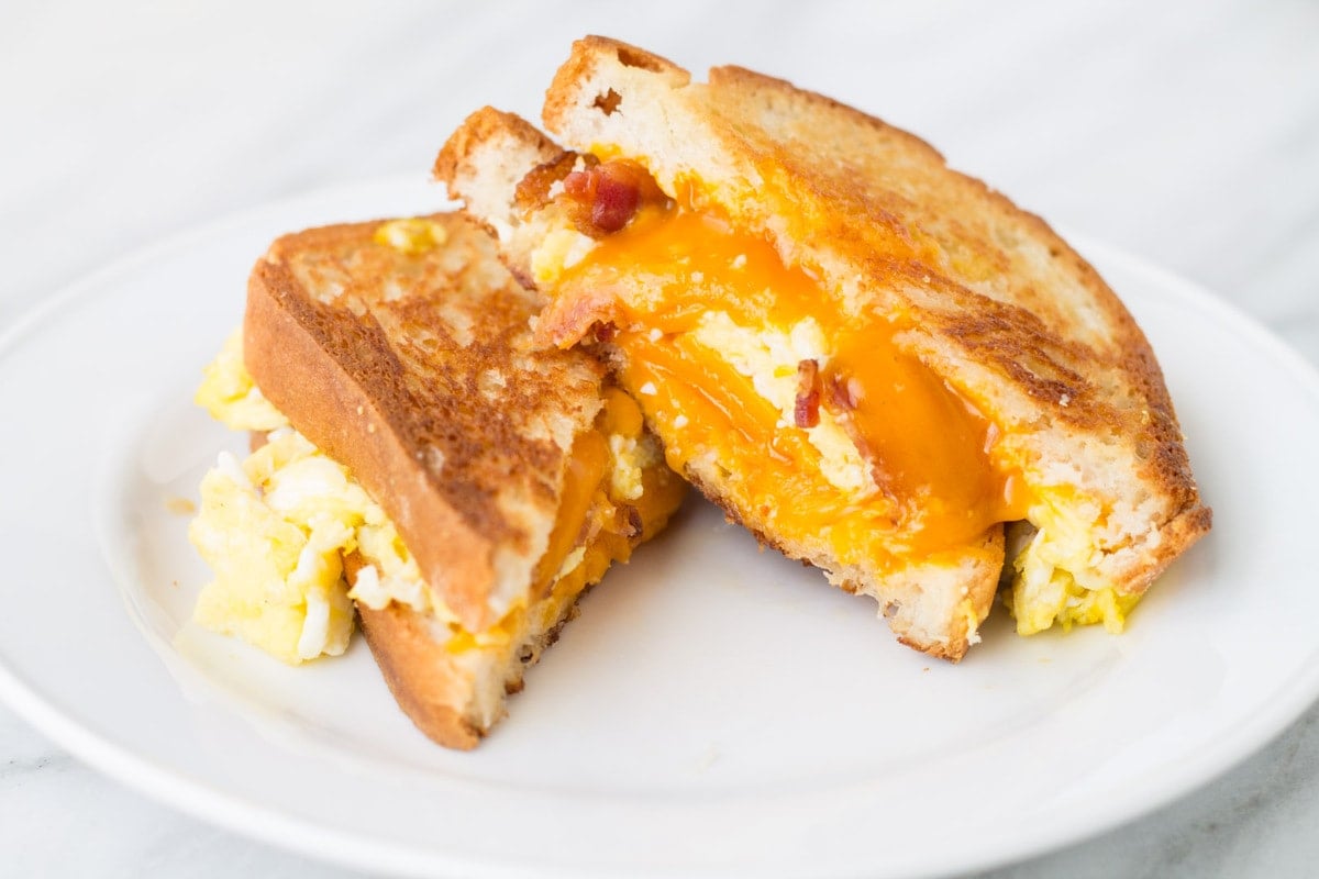 Breakfast Grilled Cheese - Damn Delicious