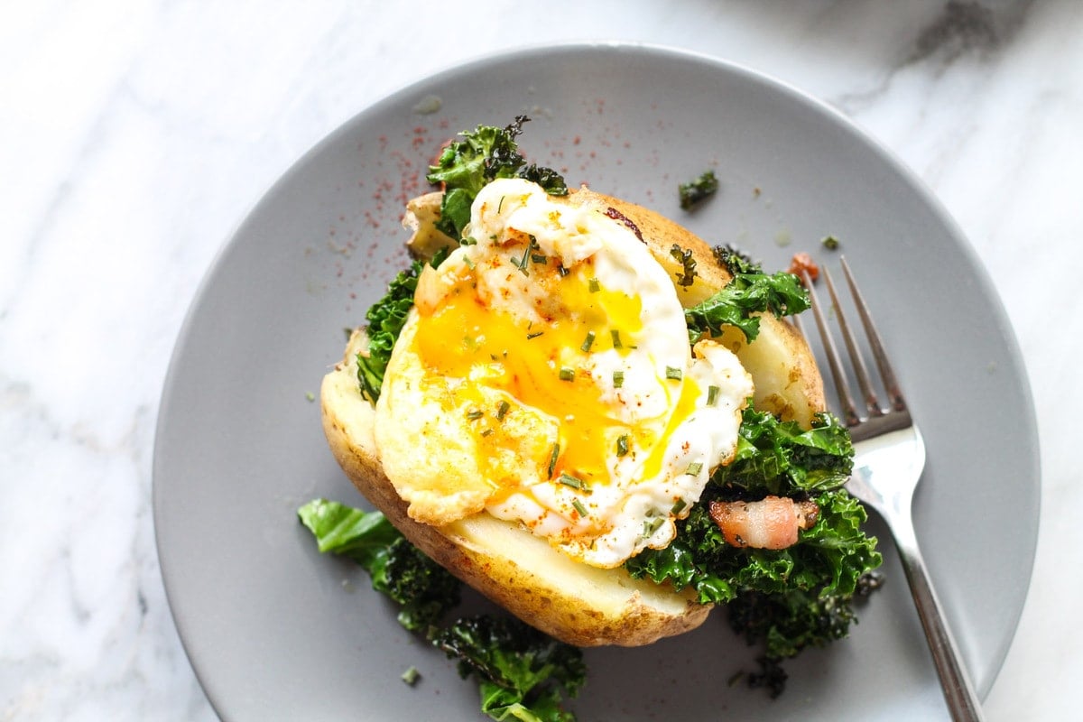 Low FODMAP Breakfast Stuffed Potatoes