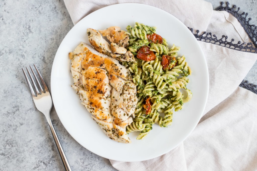 Low FODMAP Pesto Pasta with Grilled Chicken and Roasted Tomatoes Fun Without FODMAPs