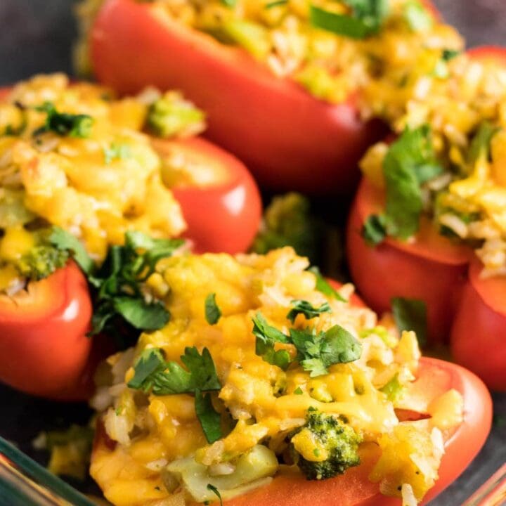 Low FODMAP Stuffed Peppers with Broccoli and Rice