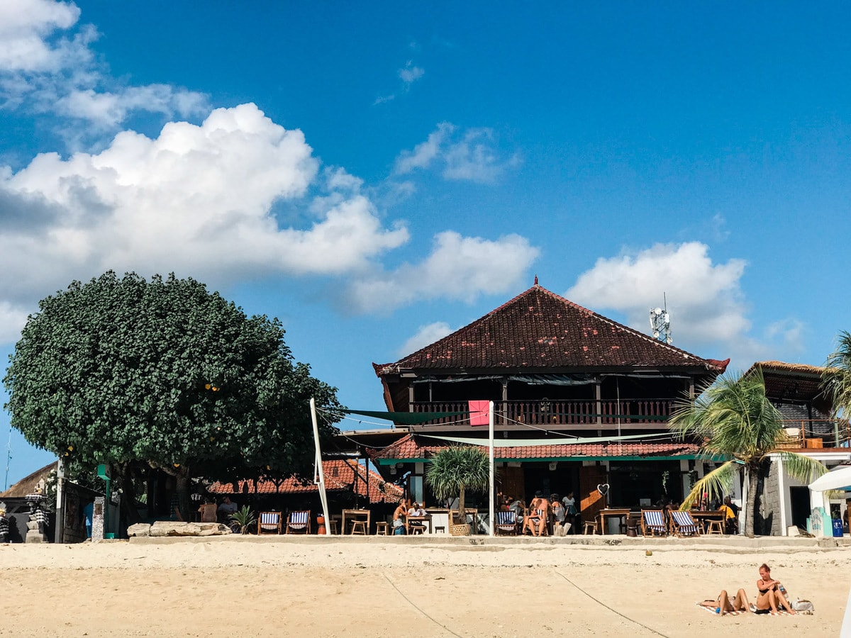 Ginger and Jamu cafe in Lembongan, Bali