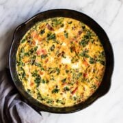 Low FODMAP Frittata with Bacon, Bell Pepper, and Spinach