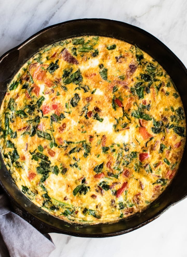 Low FODMAP Frittata with Bacon, Bell Pepper, and Spinach