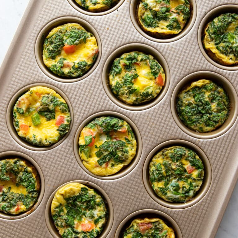 Low FODMAP Egg Muffins with Spinach, Peppers, and Bacon - Fun Without ...